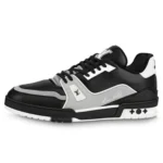 LOUIS VUITTON Trainer Black – 1AAHS2 Fashion Sneakers